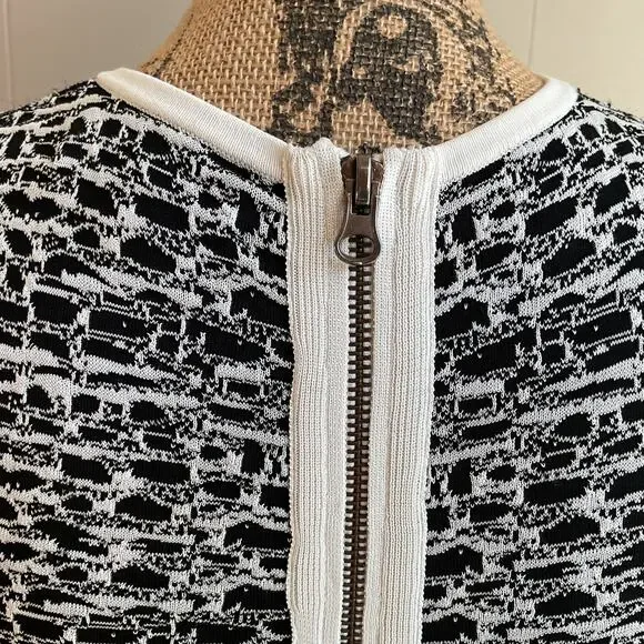 Marchesa Voyage Dress Multi Zipper Black and White Mini Dress Size XS - Picture 5 of 10